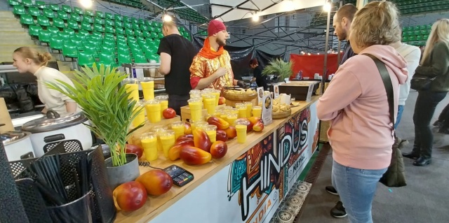 Targi Kultury i Kuchni Azjatyckiej w hali Łuczniczka w Bydgoszczy. Sprawdźcie co można zjeść i kupić [wideo  zdjęcia]