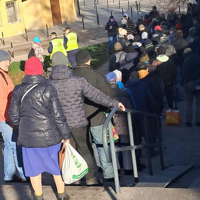 Społecznicy szukają kuchni w centrum miasta, by gotować w niej zupę dla ubogich