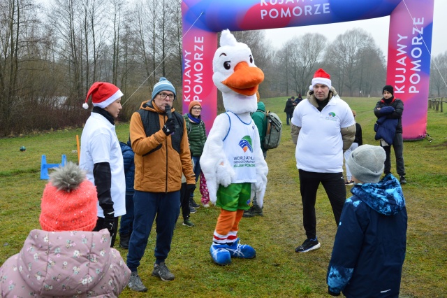 Dzieci przeżyły Mikołajki na sportowo. Trening przeprowadzili Wojciechowski i Sułek-Schubert