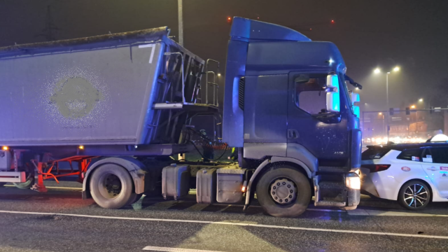 Uciekał skradzioną ciężarówką, teraz Prokuratura Rejonowa w Inowrocławiu postawiła mu zarzuty