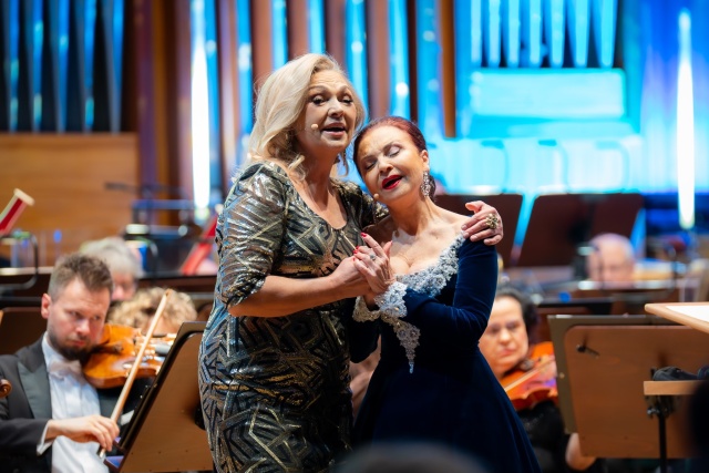 Filharmonia Pomorska już żegna rok Na estradzie wielkie diwy, dyryguje uwielbiany maestro