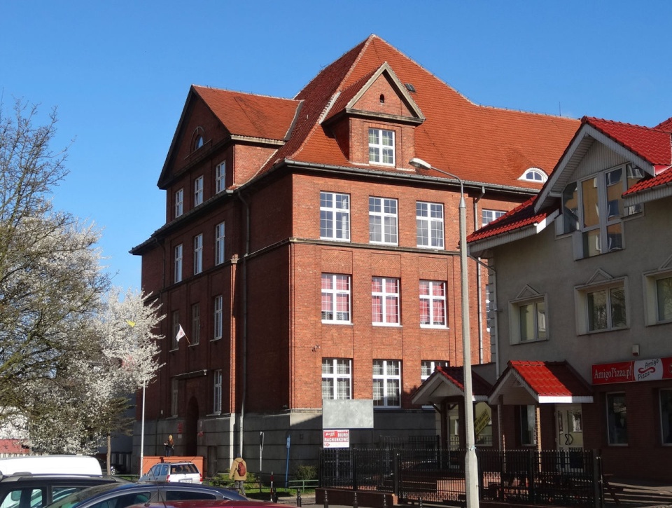 Budynek II LO w Bydgoszczy/fot. Pit1233 - Praca własna, domena publiczna