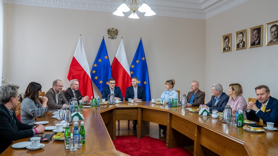 Drogi, port przeładunkowy w Emilianowie - o tym m.in. rozmawiali z wojewodą kujawsko-pomorskim parlamentarzyści koalicji rządzącej/fot. Michał Sztybel/Facebook