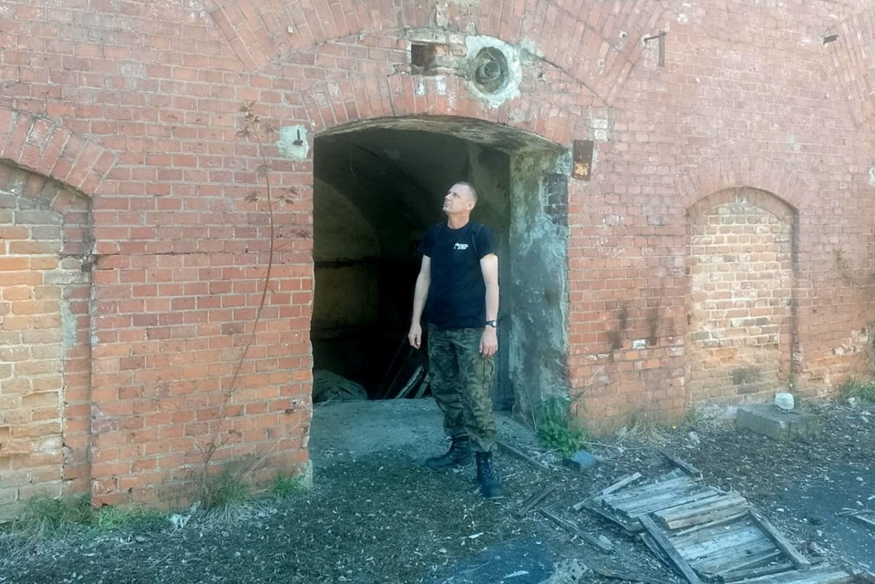 Na zdjęciu Adam Kowalkowski z Muzeum Twierdzy Toruń/fot. Michał Zaręba/PR PiK