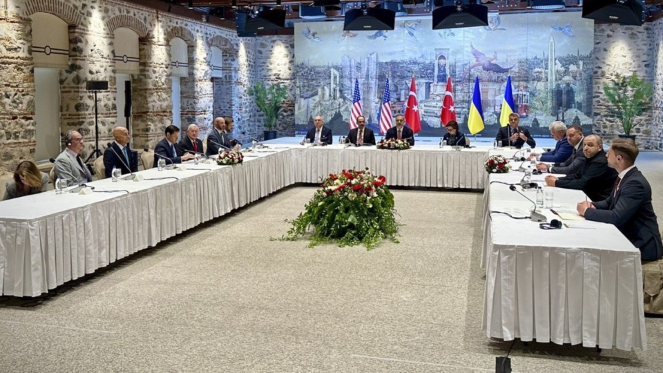 W Stambule doszło do spotkania delegacji Rosji i Ukrainy/fot: EPA, PRESIDENTIAL PRESS SERVICE HANDOUT