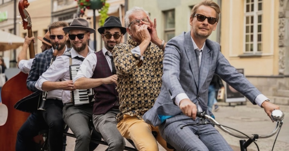 Big Bike Orchestra będzie gościć na rozpoczynającym się w Bydgoszczy Festiwalu Drums Fusion/fot. drumsfuzion.com