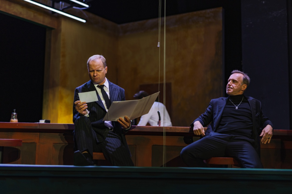 W Toruniu jeszcze do piątku trwa 29. Międzynarodowy Festiwal Teatralny Kontakt. We wtorek głos miała klasyka. Na scenie Teatru W. Horzycy „Zemsta" w wykonaniu aktorów Teatru Komedia z Warszawy/fot: Marek Zimakiewicz/teatr.torun.pl