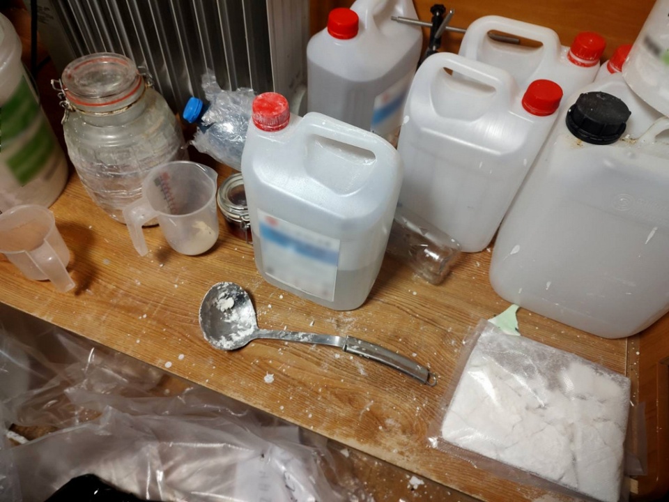 Laboratorium narkotykowe w przyczepie/fot. KMP w Bydgoszczy