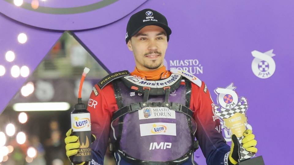 Dominik Kubera (ORLEN OIL Motor Lublin) wygrał pierwszą rundę IMP na toruńskiej Motoarenie/fot: PAP, Mikołaj Kuras