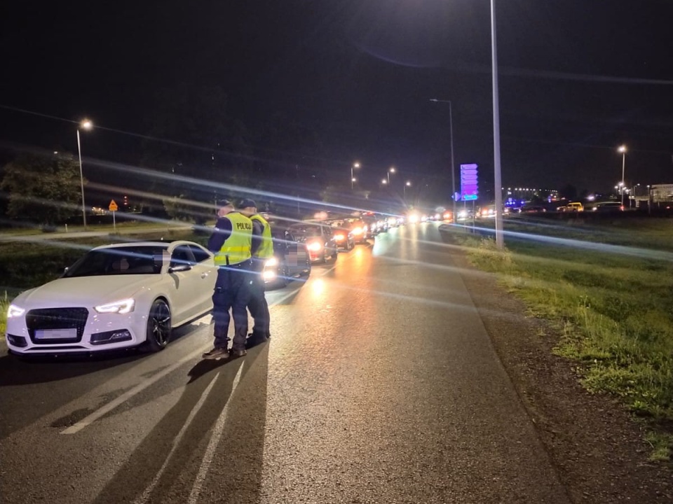 Policyjna akcja miała miejsce w piątek późnym wieczorem/fot. materiały policji