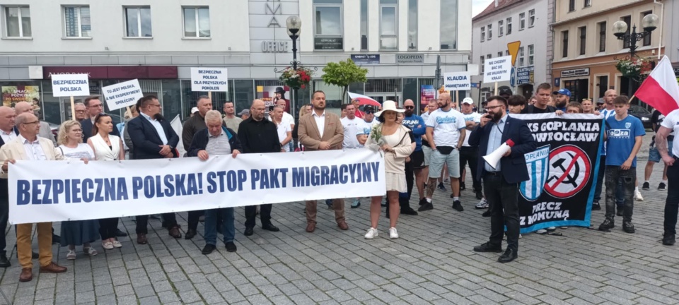 Tak wyglądał protest na inowrocławskim rynku. / Fot. Marcin Glapiak