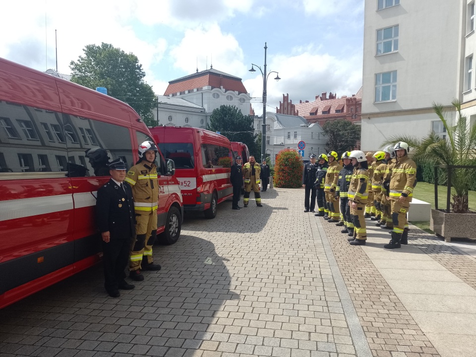 Nowy sprzęt otrzymały jednostki Ochotniczej Straży Pożarnej w regonie/fot. Michał Zaręba