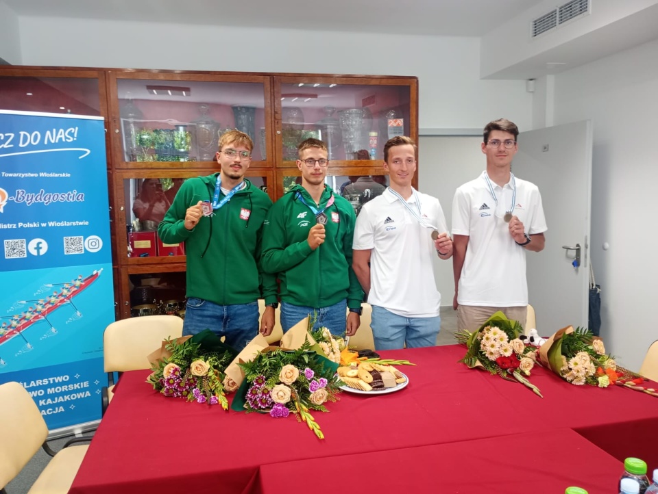 Tomasz Lewicki (LOTTO-Bydgostia) i Bartłomiej Sopoński (Bydgoskie Towarzystwo Wioślarskie), Kacper Mickiewicz (Zawisza Bydgoszcz) oraz Martin Weichhaus (LOTTO-Bydgostia)/fot. Wiktor Sobociński