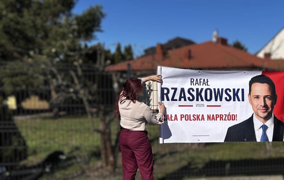 Banery wyborcze powinny zniknąć 1 lipca, ale w regionie nadal można na nie trafić/Zdjęcie ilustracyjne/fot. Platforma Obywatelska Warszawa Rembertów/Facebook