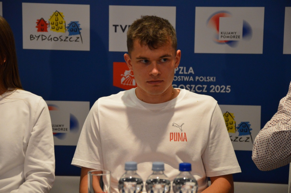 Patryk Sieradzki (Zawisza Bydgoszcz) jest liderem polskich tabel w tym sezonie w biegu na 800 metrów/fot. Patryk Głowacki