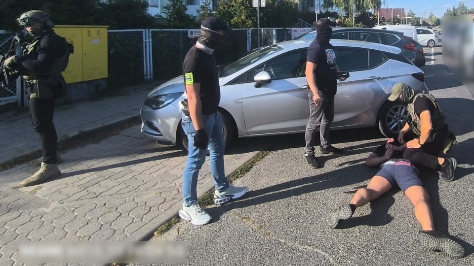 Funkcjonariusze namierzyli podejrzewanego w miniony wtorek po południu, gdy jechał samochodem przez Białe Błota, mimo braku uprawnień do kierowania/fot. materiały policji