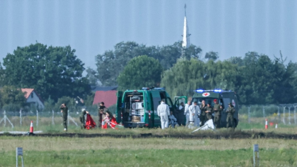 Wstrzymanie lotów ma związek z czwartkową katastrofą F-16 w Radomiu/fot: PAP, Paweł Supernak