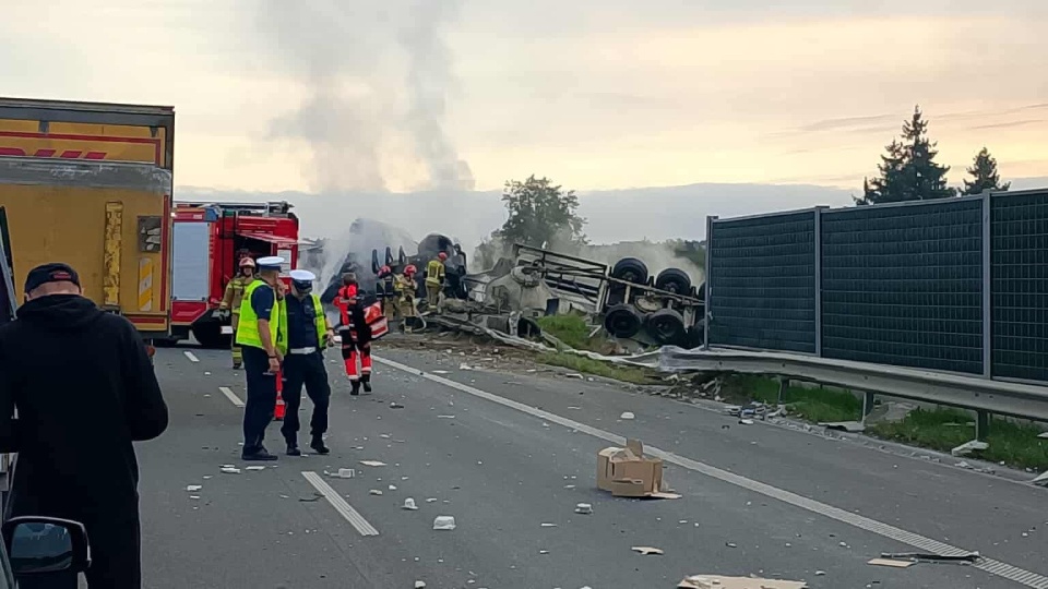Pożar ciężarówki w Lisim Ogonie, na drodze S5/fot. Heron15 Pomoc Drogowa Bydgoszcz 24h Andruszczenko Krystian 501337500