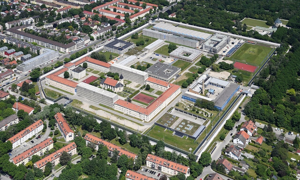 Więzienie Stadelheim w Monachium/fot. Carsten Steger, Wikipedia