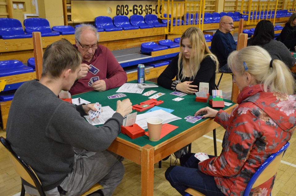 Brydżyści ruszyli do gry/fot. Patryk Głowacki