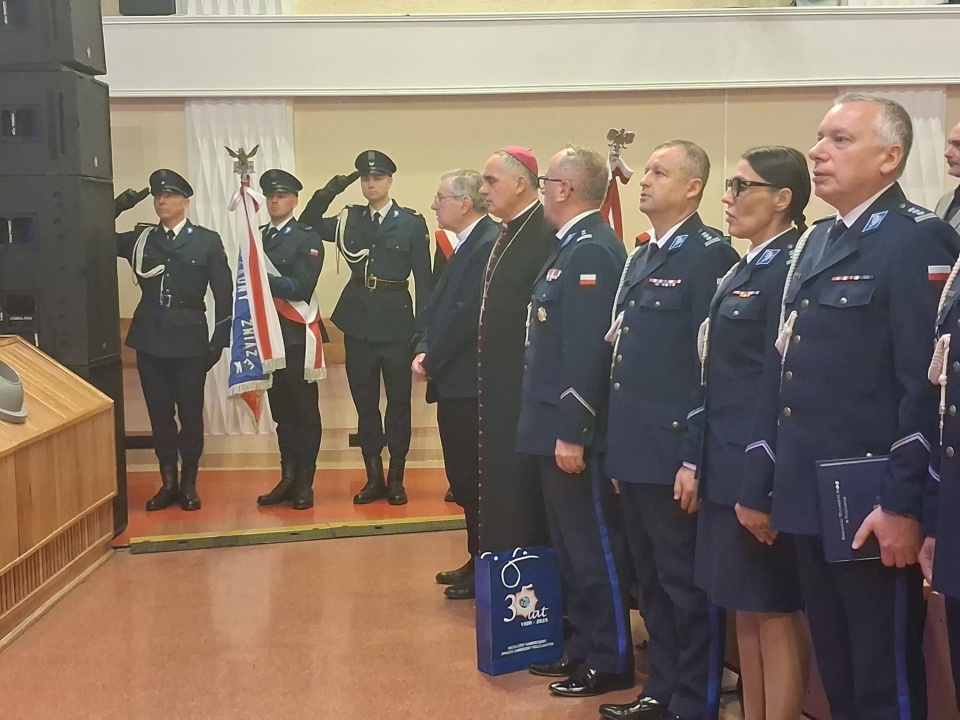 Gala jubileuszowa odbywa się w Kinoteatrze Inspektoratu Wsparcia Sił Zbrojnych w Bydgoszczy. / Fot. Damian Klich