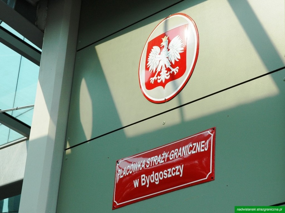 Funkcjonariusze z Placówki Straży Granicznej w Bydgoszczy zatrzymali obywatela Libii, który stwarza zagrożenie dla bezpieczeństwa państwa oraz porządku publicznego/fot. www.nadwislanski.strazgraniczna.pl