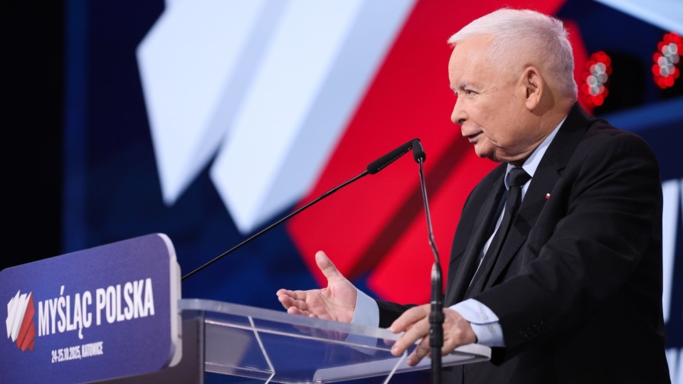 W piątek prezes Prawa i Sprawiedliwości otworzył w Katowicach konwencję programową partii pod hasłem „Myśląc Polska”/fot.: PAP, Art Service