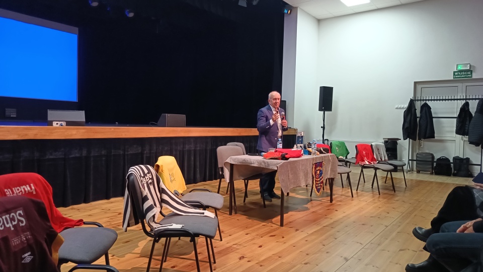 Stefan Szczepłek odwiedził Śliwice i opowiedział o swojej kolekcji/fot. Maciej Wilkowski