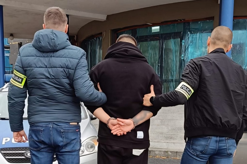 Policja zatrzymała 28-latka posiadającego narkotyki/fot. inf. prasowa