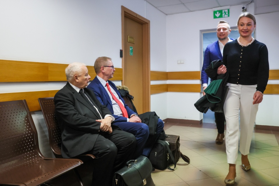 Jarosław Kaczyński i Krzysztof Brejza spotkali się w sądzie/fot. PAP/Leszek Szymański