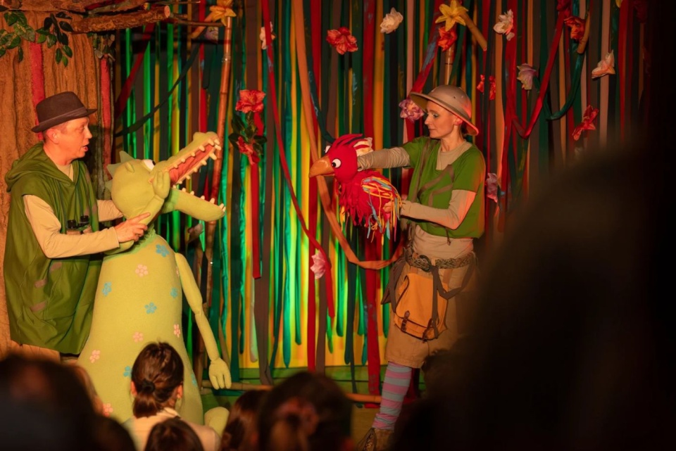 Na zdjęciach aktorzy Dominika Miękus oraz Andrzej Korkuz/fot. Teatr Baj Pomorski/ Rafał Pyszka