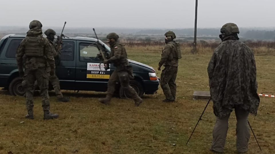 Najlepsi strzelcy wyborowi z całej Polski brali udział w zawodach na poligonie w Kijewie/fot. Monika Kaczyńska