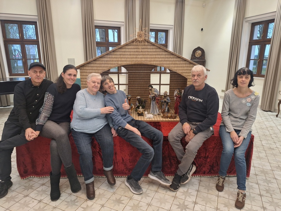 Szopka zostanie przekazana królowej Kamili podczas czwartkowej audiencji w Pałacu Buckingham/fot. Przemysław Kozłowski/Facebook