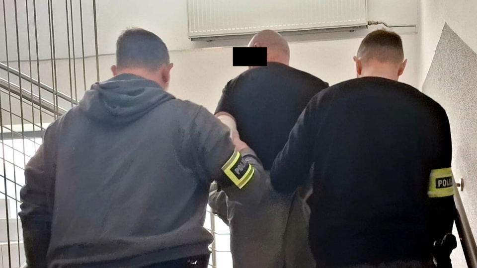 Policjanci z Komisariatu Policji Toruń-Rubinkowo zatrzymali handlarza narkotykami/fot. mat. policyjne