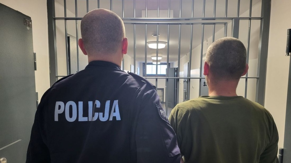 Dwóch mężczyzn zatrzymano w związku ze znęcaniem się nad psami/fot. mat. policyjne