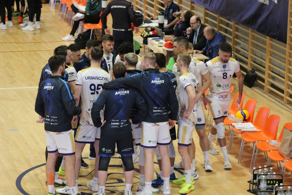 Anioły pokonały GKS/fot. Patryk Głowacki