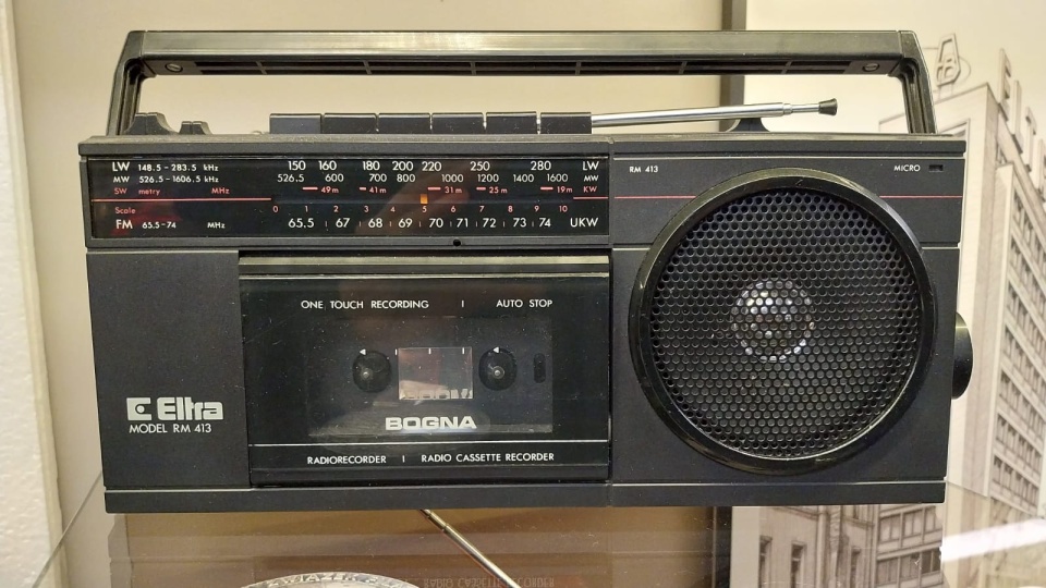 Wystawa bydgoskich radioodbiorników z różnych epok/fot. Marcin Kupczyk