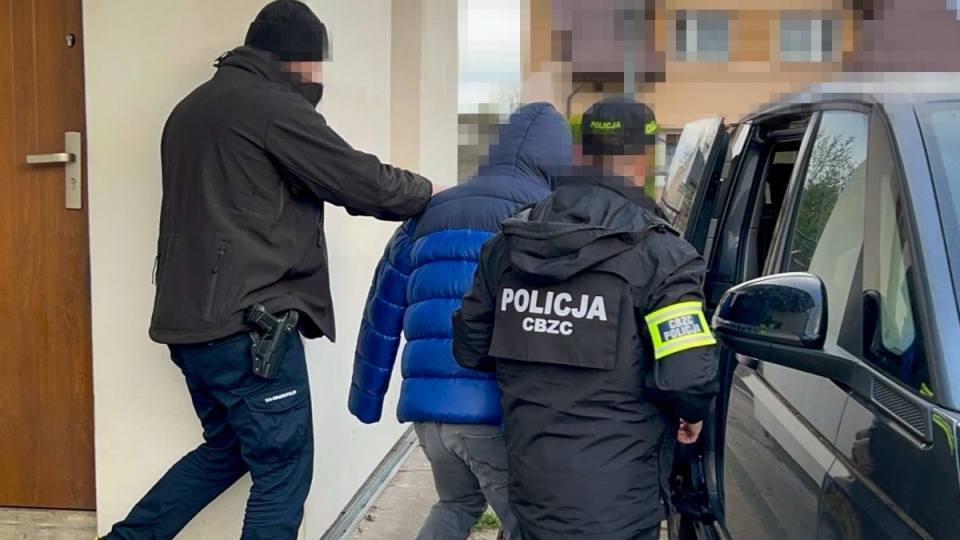 Sto osób, w tym mieszkaniec Włocławka, zatrzymanych w związku z posiadaniem dziecięcej pornografii/fot. Centralne Biuro Zwalczania Cyberprzestępczości