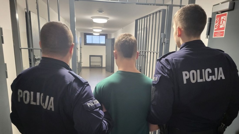 30-letni mieszkaniec powiatu mogileńskiego kierował  40-tonowym pojazdem pod wpływem narkotyków/fot. materiały policji