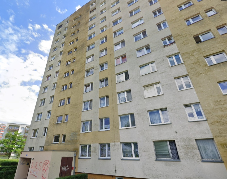 Wieżowiec przy ul. Wojska Polskiego w Inowrocławiu/ Google Street View