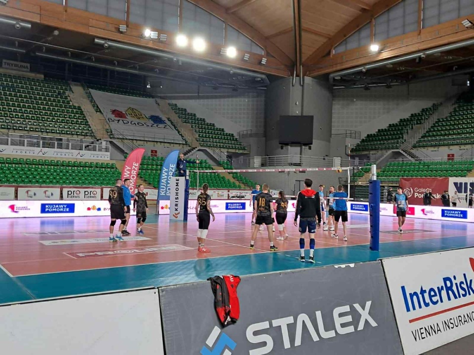 Siatkarscy amatorzy rywalizowali na parkiecie Łuczniczki/fot. Wiktor Sobociński