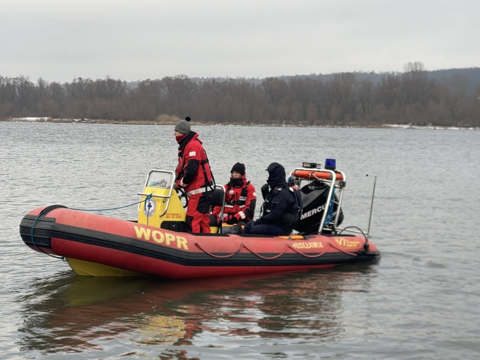 Poszukiwania na Wiśle we Włocławku/fot. WOPR Włocławek, Facebook