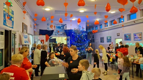 Szkoła podstawowa w Wielkim Komorsku już gra z WOŚP/fot. Marcin Doliński