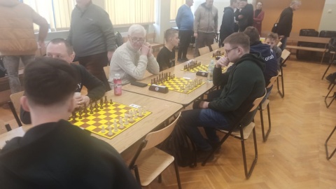 W Toruniu odbył się turniej szachowy. Udział brali młodsi oraz starsi/fot. Robert Duliński