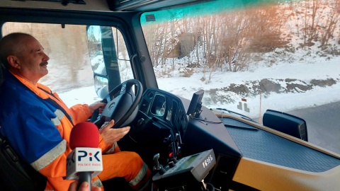 Dziennikarka PR PiK Dorota Witt wsiadła do pługosolarki/fot. Dorota Witt