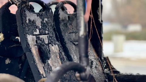 Spalił się autobus w Bydgoszczy. Na pomoc ruszyły trzy zastępy strażaków/fot. Izabela Langner