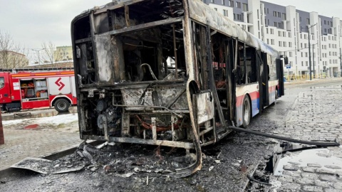 Spalił się autobus w Bydgoszczy. Na pomoc ruszyły trzy zastępy strażaków
