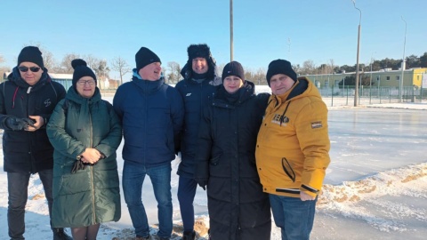 Darmowe lodowisko uruchomiono w sobotę, 31 stycznia na terenie klubu sportowego Gwiazda w Bydgoszczy/ Fot. Monika Siwak