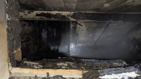 Pożar hotelu robotniczego na ul. Racławickiej w Bydgoszczy. Ewakuowano ok. 100 osób/fot. Bartosz Nawrocki