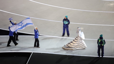 Delegacja Izraela. Otwarcie 25. zimowych igrzysk olimpijskich w Mediolanie/fot. PAP/EPA/FAZRY ISMAIL